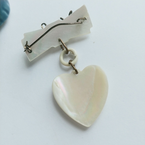 Vintage Antique Mother Shell Brooch Pin - Picture 2 of 2